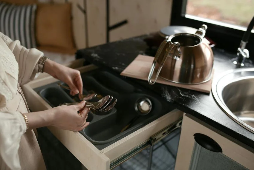 pull out drawers corner kitchen cabinets