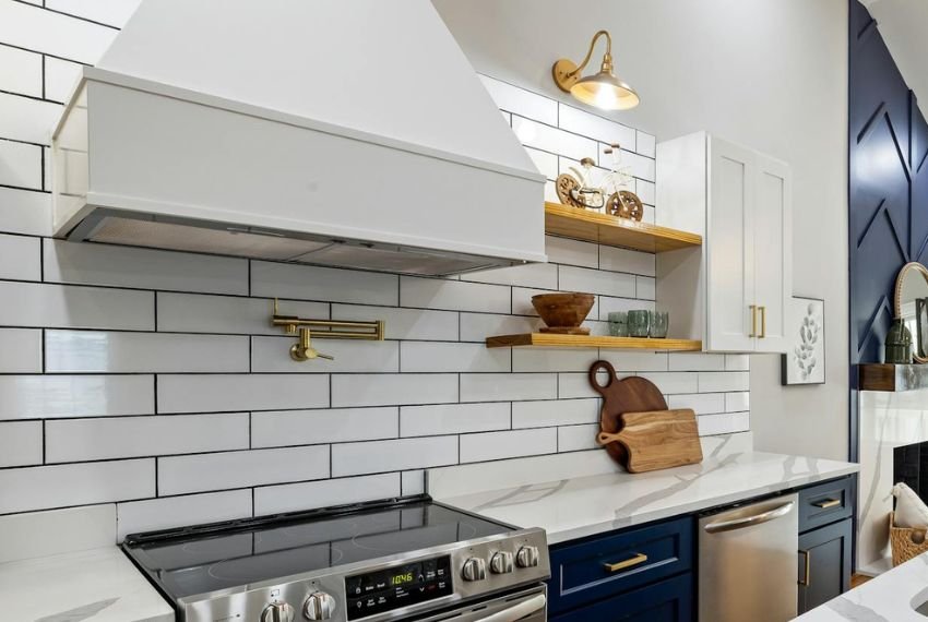 Kitchen Hood height above gas stove