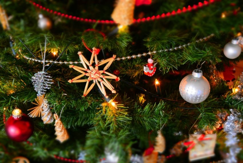 Christmas Tree Decorating Ideas
