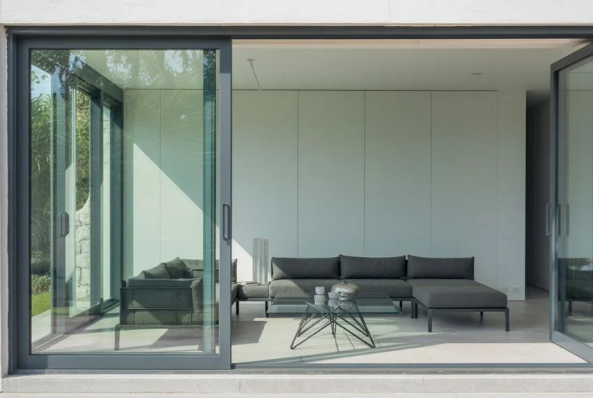 Pale Gray for a Modern, Balanced Look