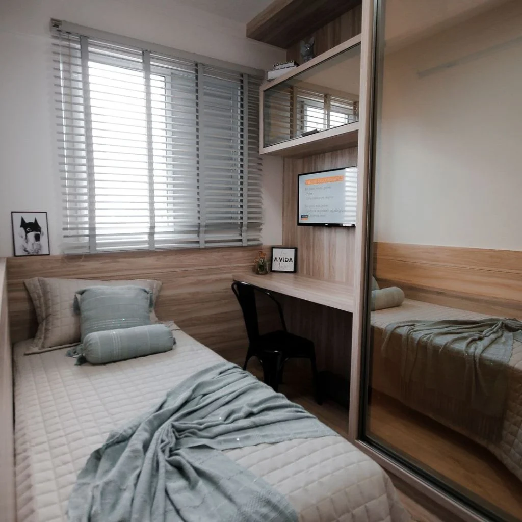 Minimalist Dorm Room Theme
