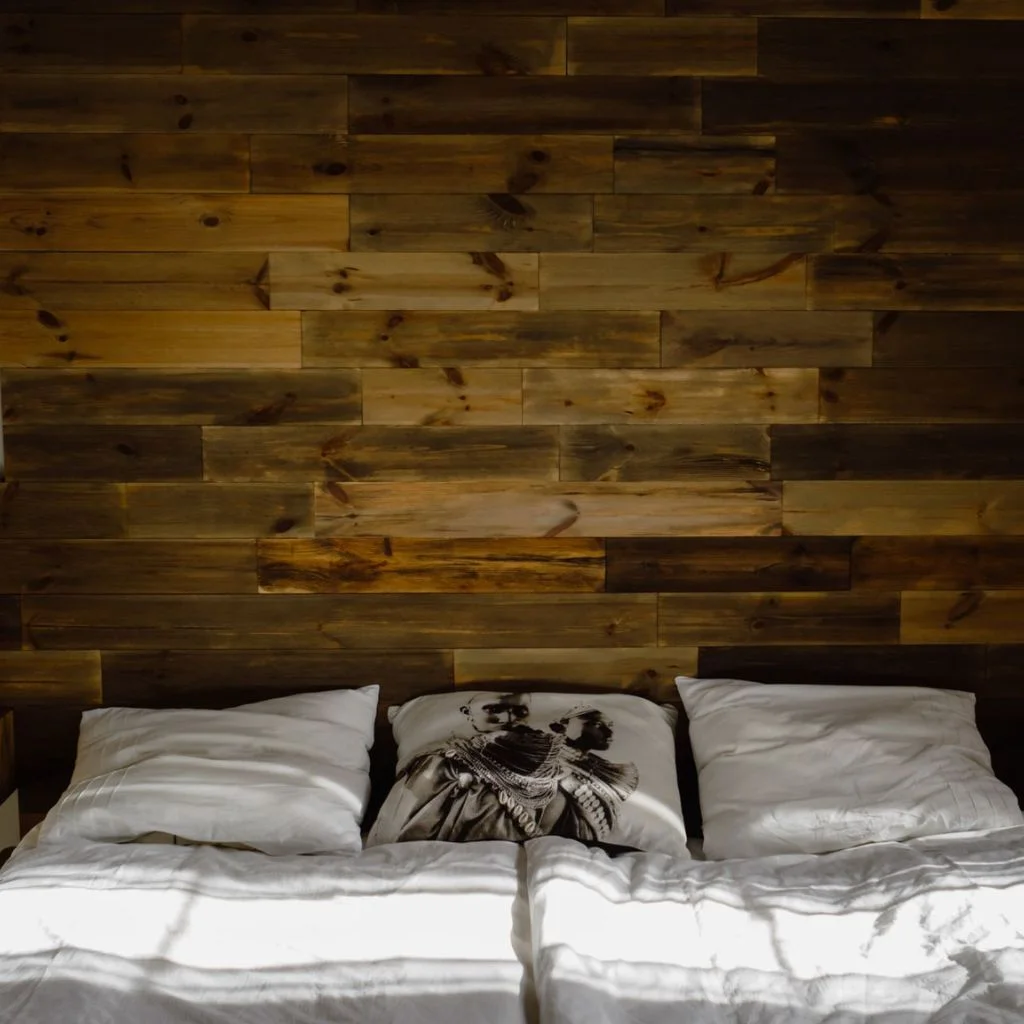 Mixed-Width Plank Wall