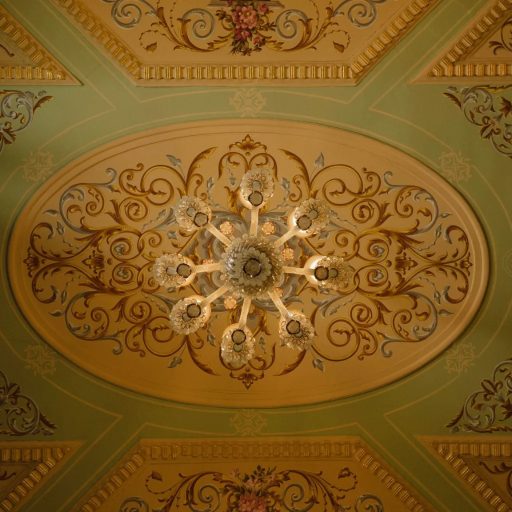 Wallpaper Ceiling with Bold Pattern