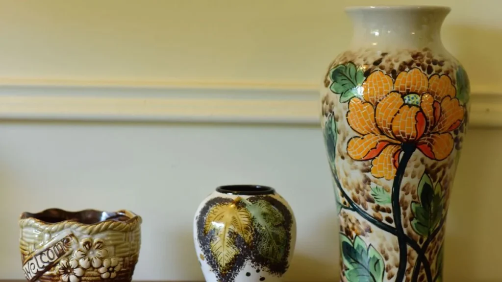 Ceramic Vase Ideas Perfect For Minimalist Décor Lovers