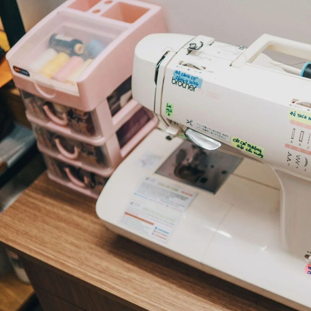 Crafters Who Need Storage Turn to Alex Drawers With a Lagkapten Top