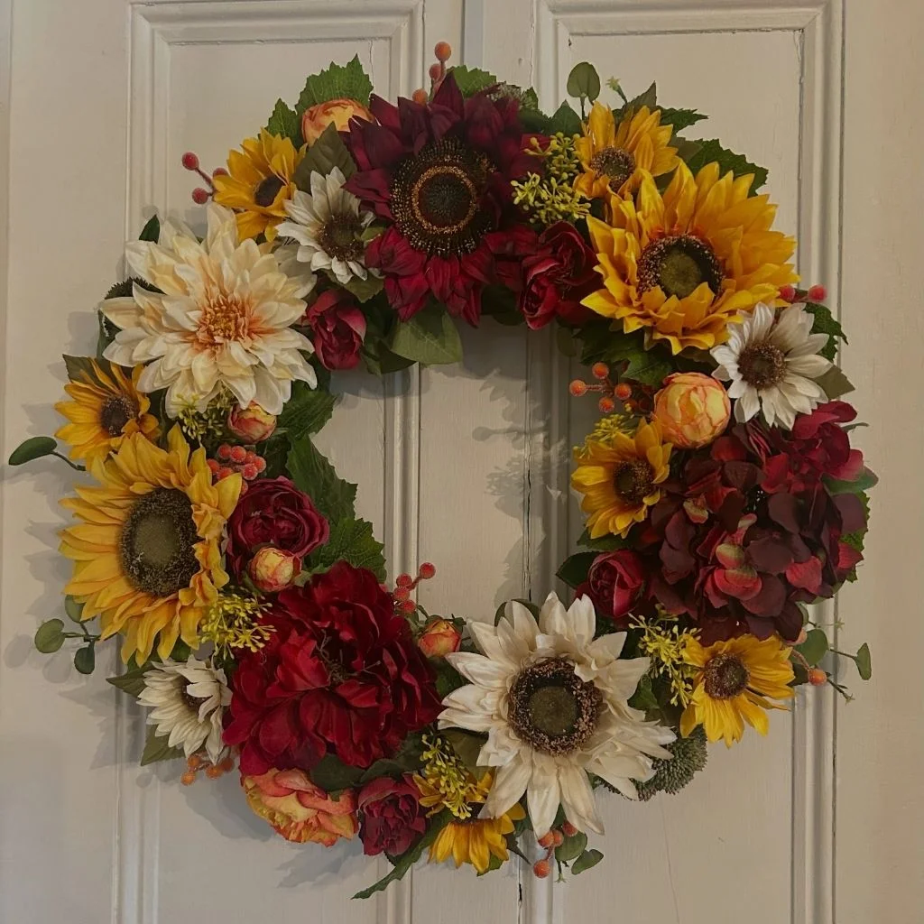 Rustic Sunflower Wreaths Bring Classic Autumn Warmth