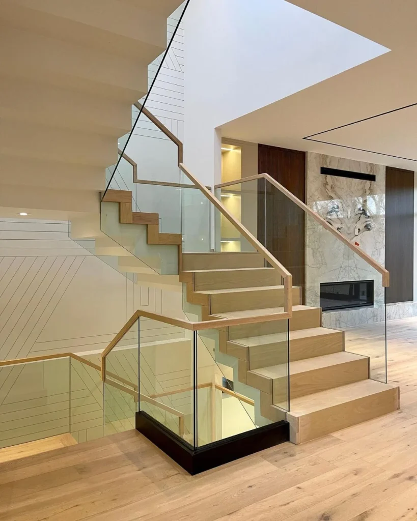 Glass Stair Railing Panels for Sleek Minimalist Homes