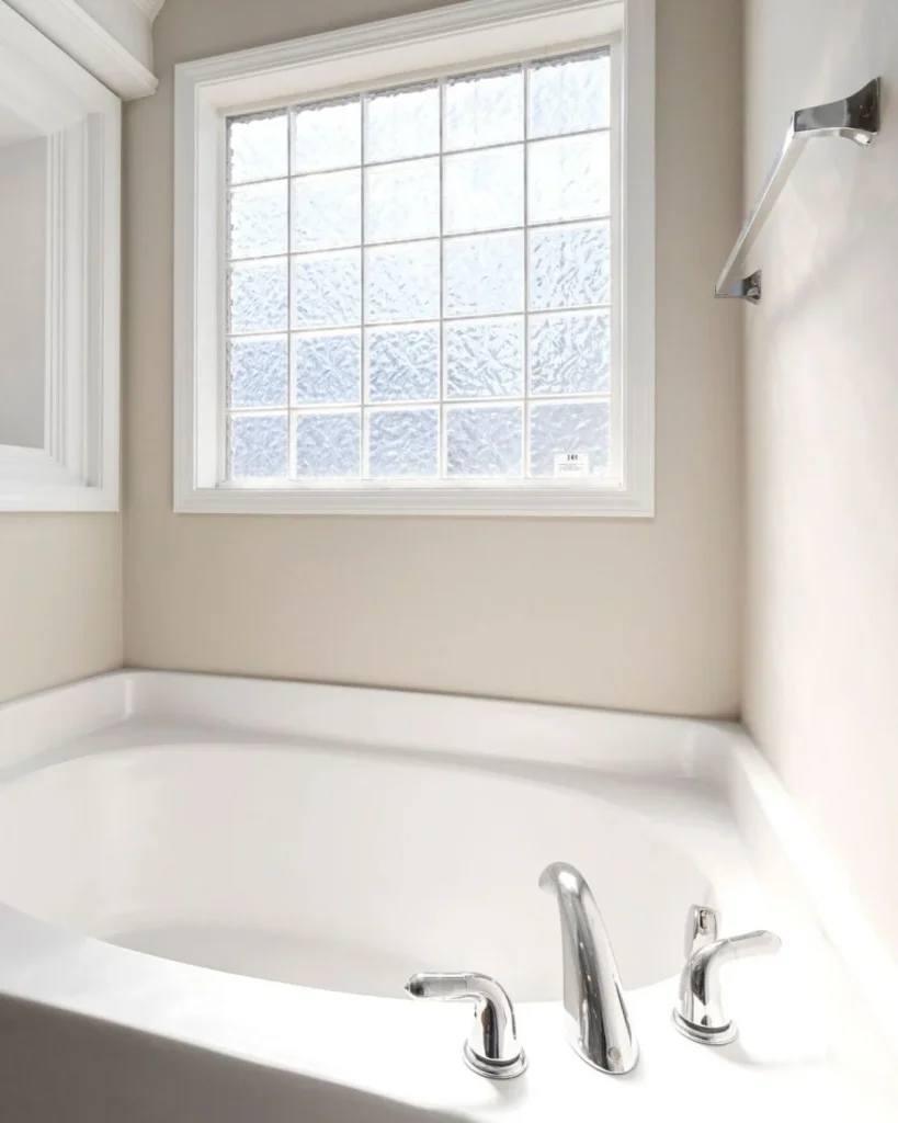 frosted glass bathroom window