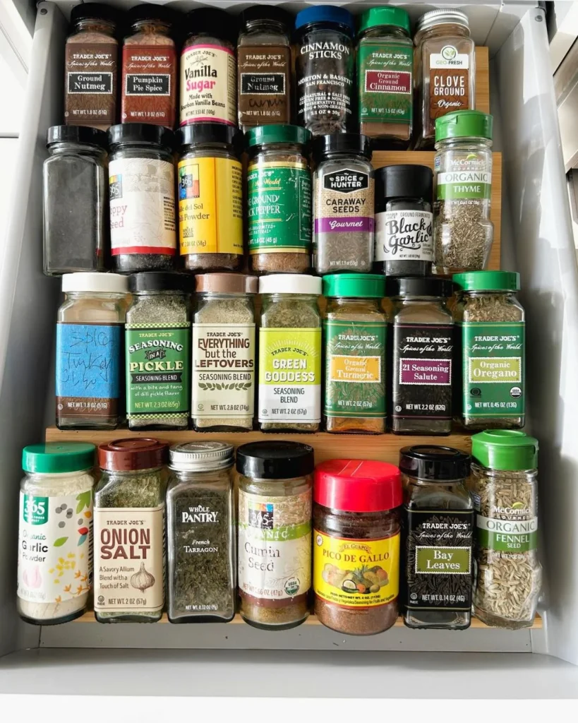 matching spice jars labels