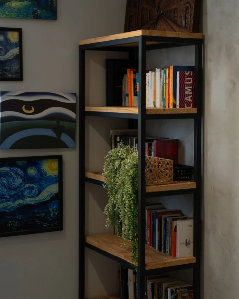 Corner Shelving Steps In