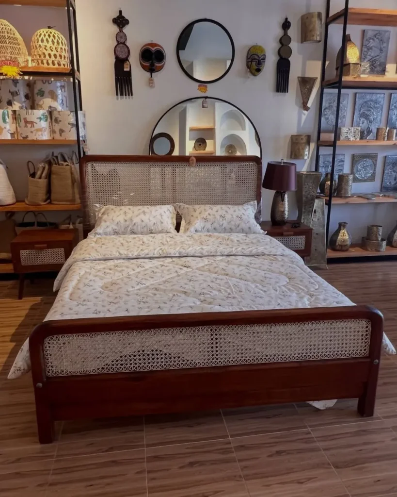 Natural wicker Headboard Bed