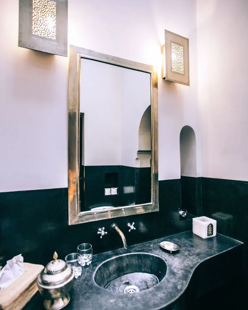 plaster wall bathroom